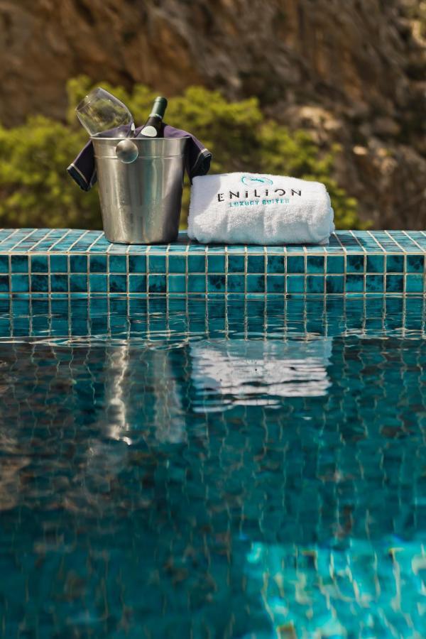 Enilion Luxury Suites Kyra Panagia Exterior foto