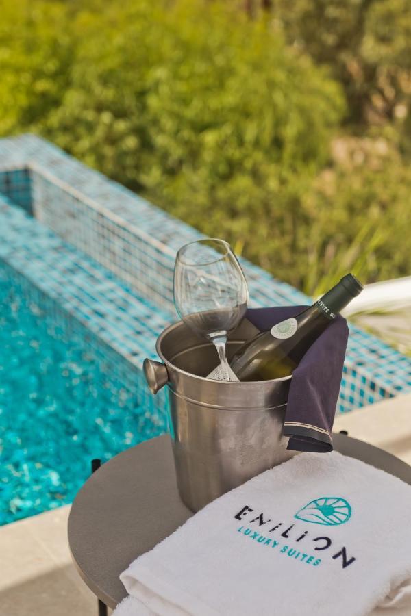 Enilion Luxury Suites Kyra Panagia Exterior foto