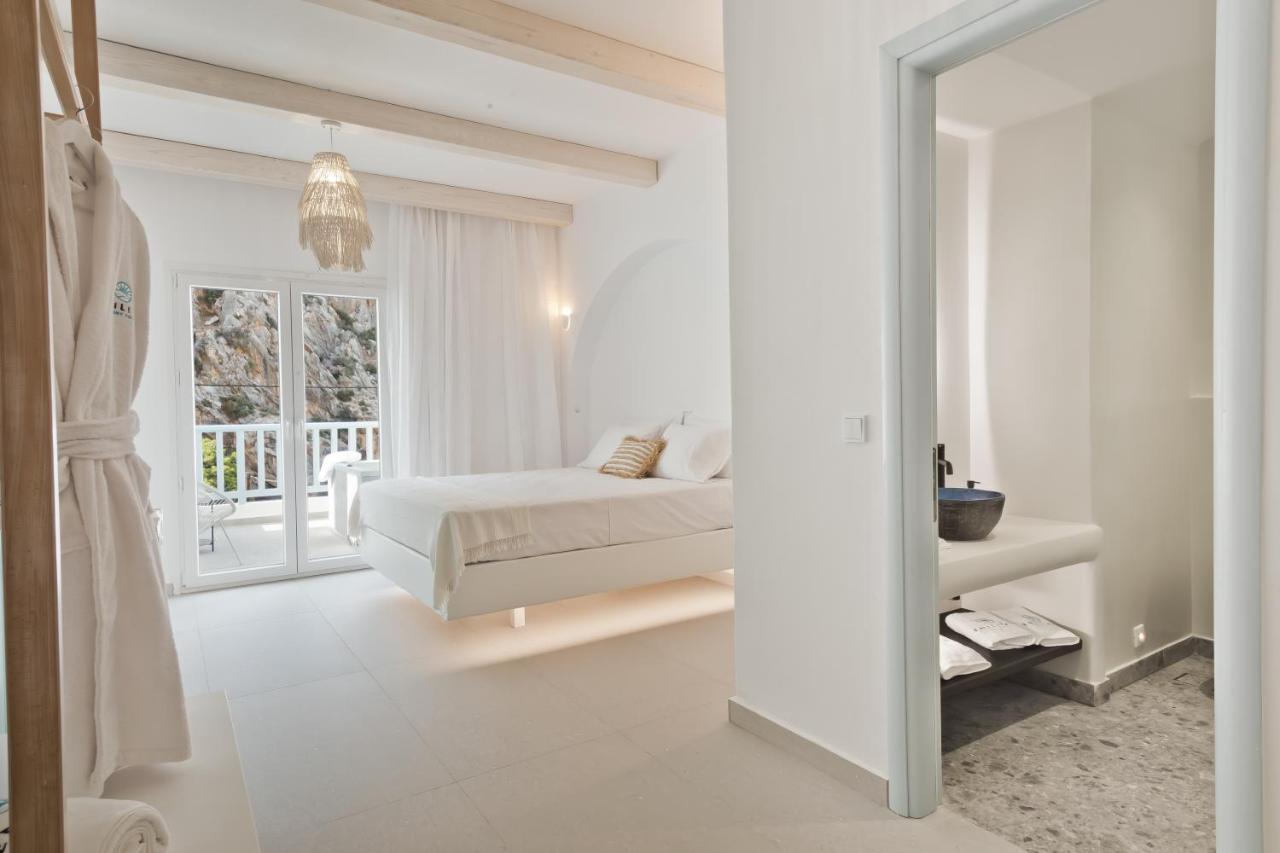 Enilion Luxury Suites Kyra Panagia Exterior foto
