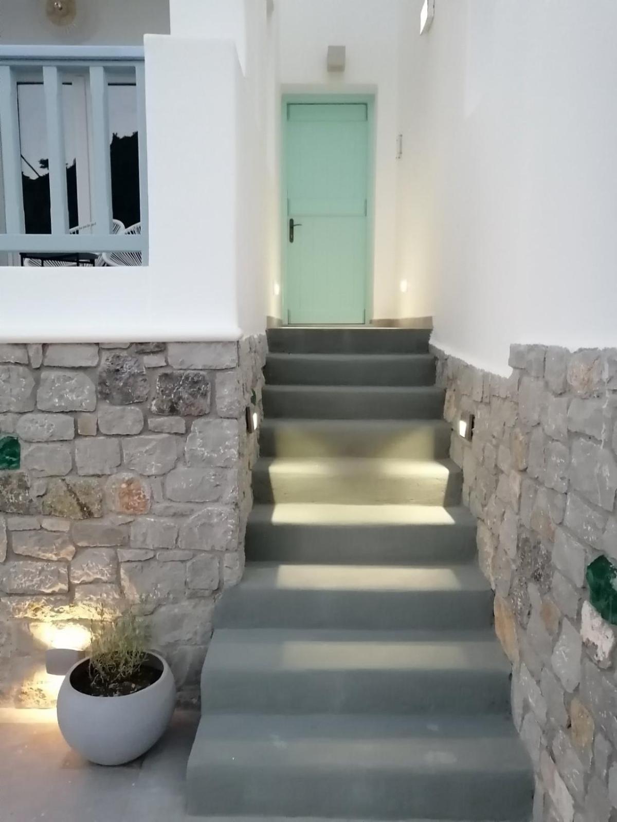 Enilion Luxury Suites Kyra Panagia Exterior foto