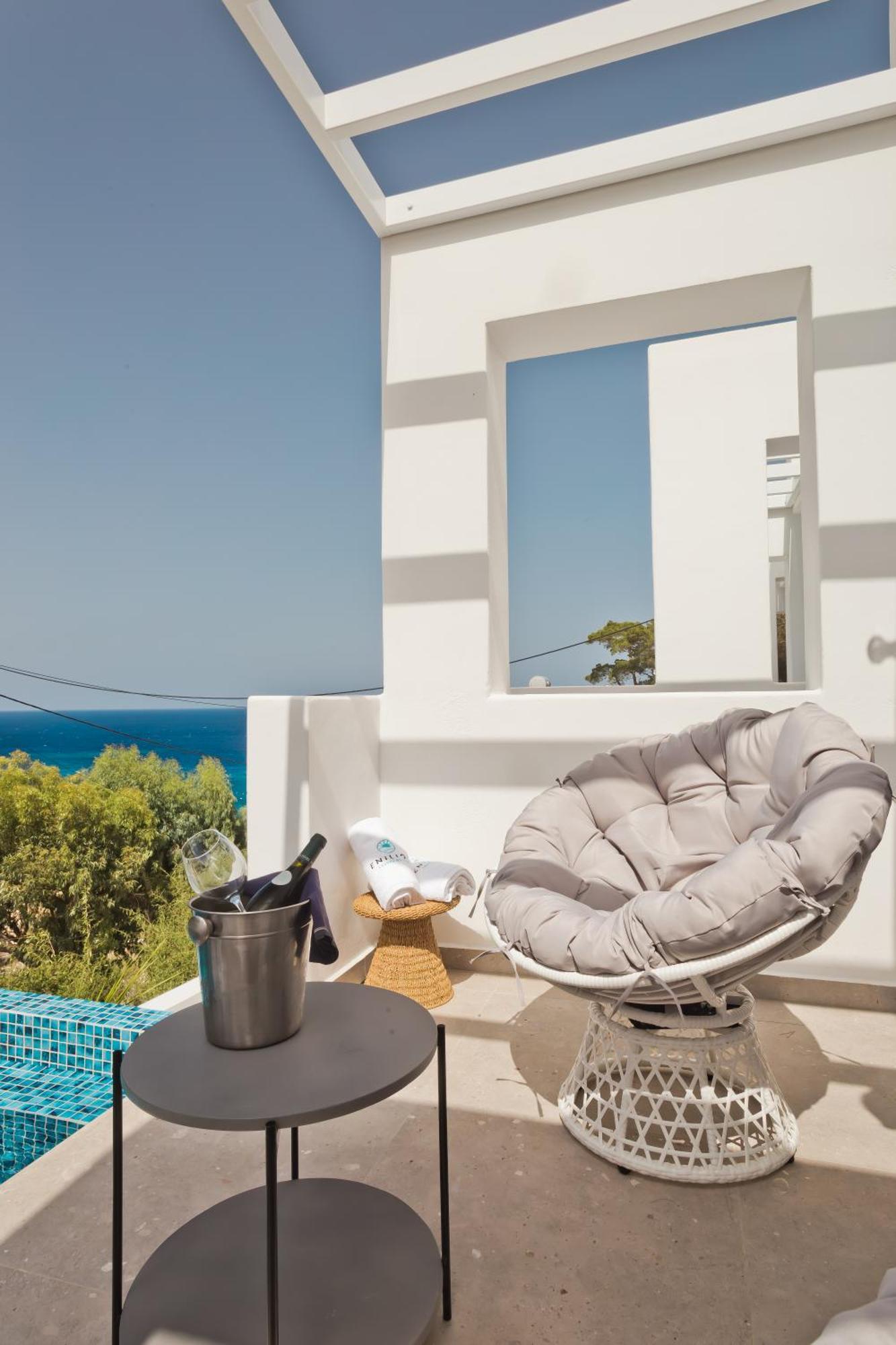 Enilion Luxury Suites Kyra Panagia Exterior foto